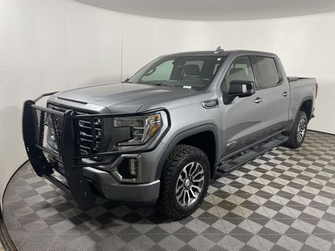 Used 2020 GMC Sierra 1500 AT4 w/ AT4 Premium Package image 9