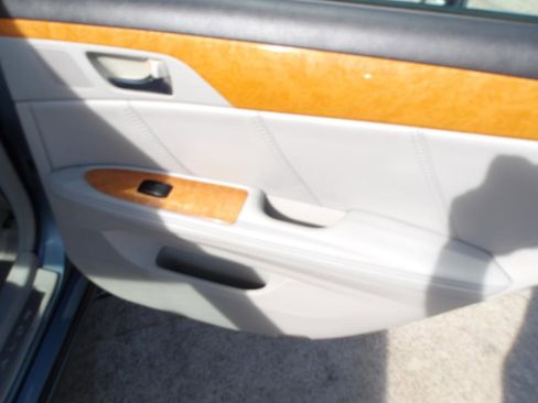 Used 2007 Toyota Avalon Touring image 7