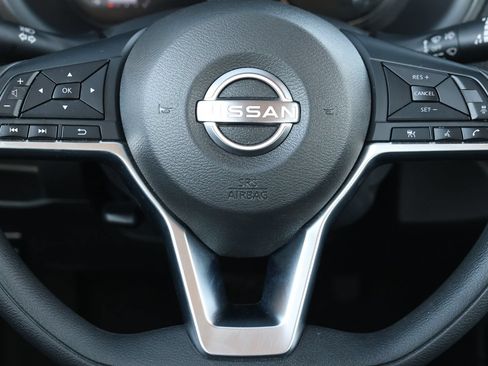 Used 2024 Nissan Kicks SV FWD image 16