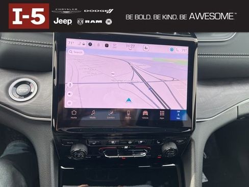 New 2025 Jeep Grand Cherokee L Limited w/ Luxury Tech Group II image 22