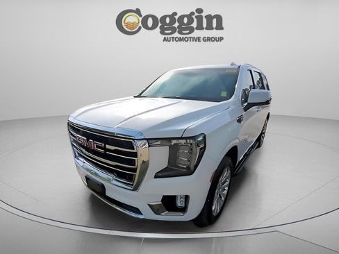 Used 2021 GMC Yukon SLT w/ SLT Luxury Plus Package image 1