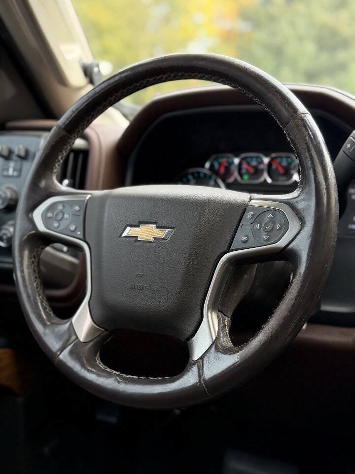 Used 2016 Chevrolet Silverado 3500 High Country w/ Duramax Plus Package AWD/4WD image 23