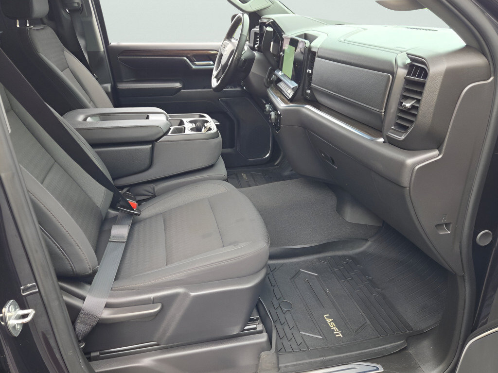 Certified 2024 Chevrolet Silverado 1500 LT AWD/4WD image 14