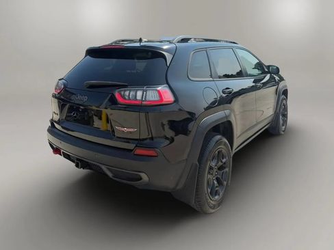 Used 2019 Jeep Cherokee Trailhawk w/ Cold Weather Group AWD/4WD image 7