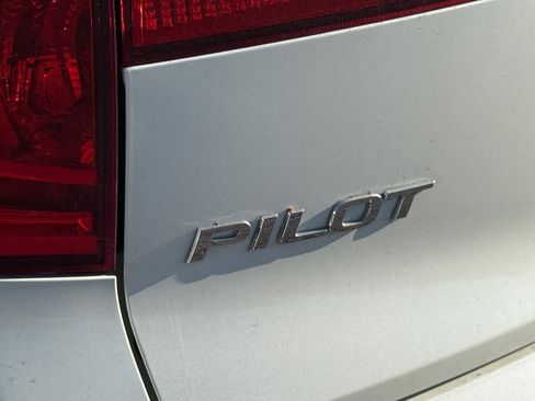 Used 2016 Honda Pilot EX image 9