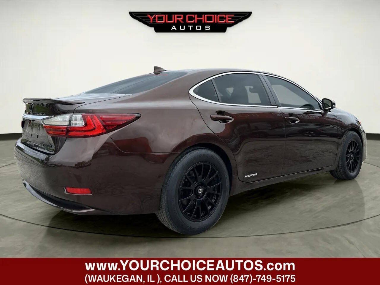 Used 2016 Lexus ES 300h w/ Luxury Package w/Wood Trim FWD image 5
