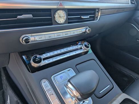 Used 2021 Genesis G90 5.0 Ultimate image 21