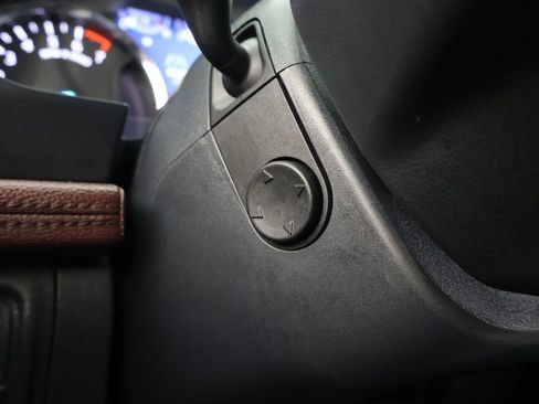 Used 2024 Ford Expedition Limited RWD image 53