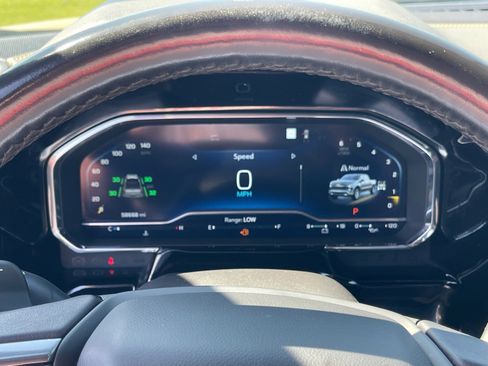 Used 2022 Chevrolet Silverado 1500 ZR2 w/ Technology Package image 4