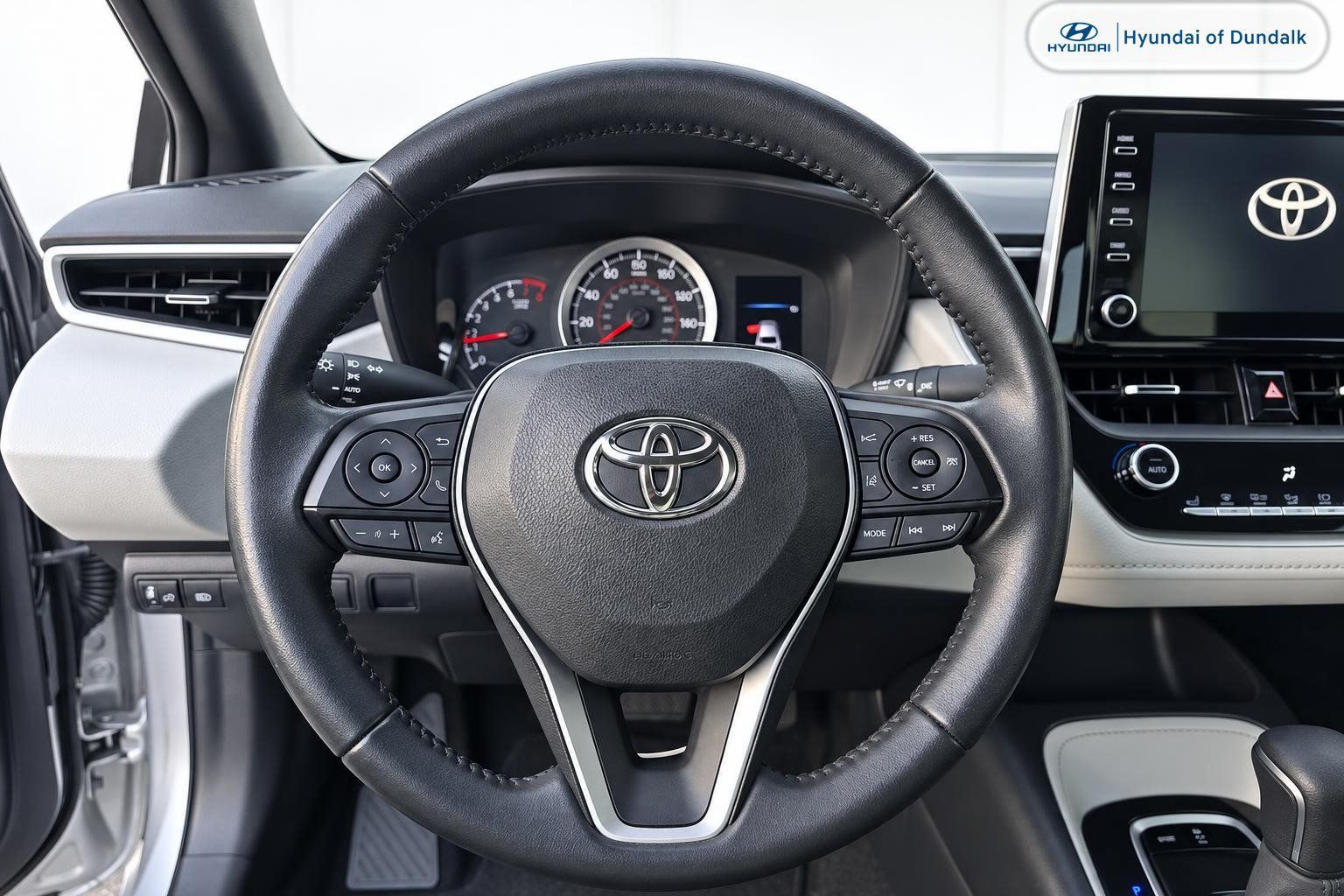 Used 2020 Toyota Corolla SE FWD image 8