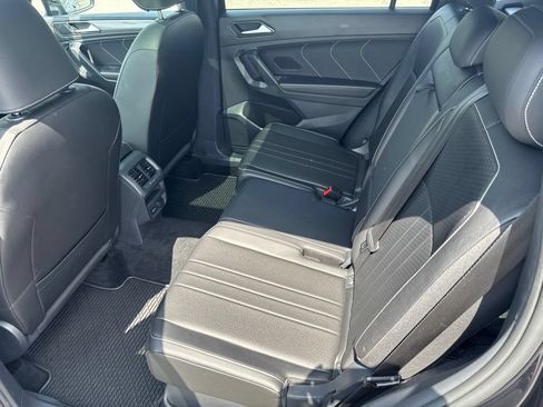 Certified 2023 Volkswagen Tiguan SE R-Line AWD/4WD image 26