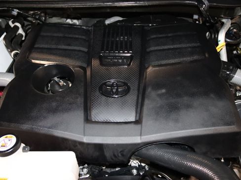 Used 2023 Toyota Tundra Limited w/ TRD Off-Road Package AWD/4WD image 83