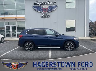 Used 2021 BMW X1 xDrive28i w/ Premium Package image 1