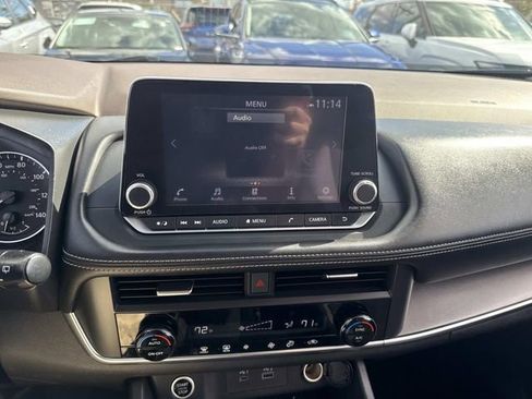 Used 2023 Nissan Rogue SV image 23