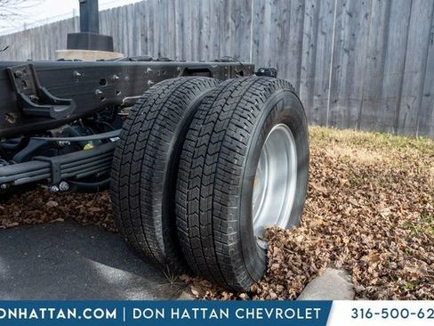 New 2025 Chevrolet Silverado 3500 W/T image 23