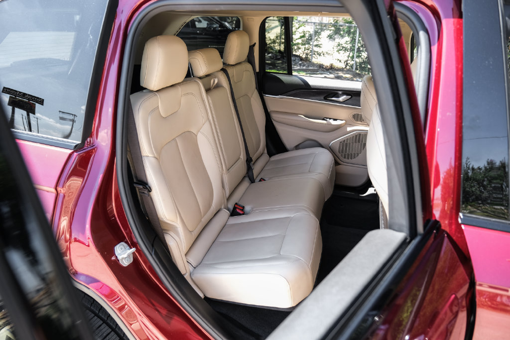 Used 2022 Jeep Grand Cherokee Limited RWD image 46