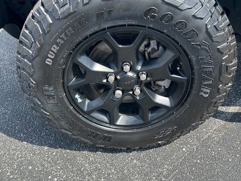 Used 2021 Jeep Wrangler Unlimited Sport AWD/4WD image 6