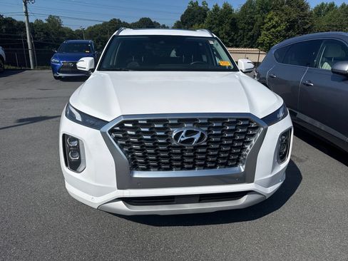 Used 2021 Hyundai Palisade Limited w/ Cargo Package AWD/4WD image 4
