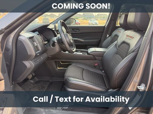 Used 2023 Nissan Pathfinder Rock Creek AWD/4WD image 8