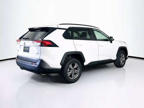 Used 2025 Toyota RAV4 XLE FWD image 9