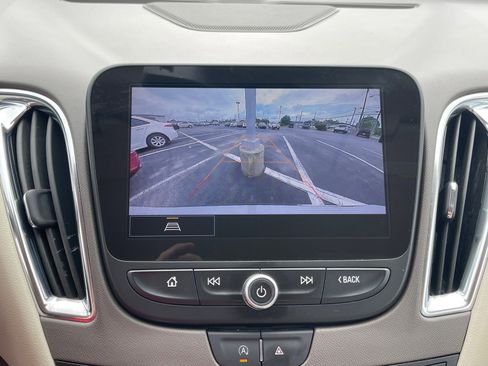 Used 2024 Chevrolet Malibu LT FWD image 6