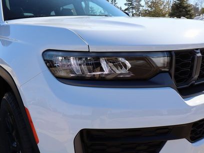 New 2026 Jeep Grand Cherokee Laredo