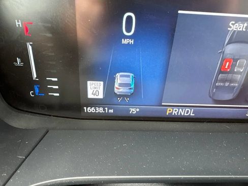 Used 2023 Ford Escape SE FWD image 11