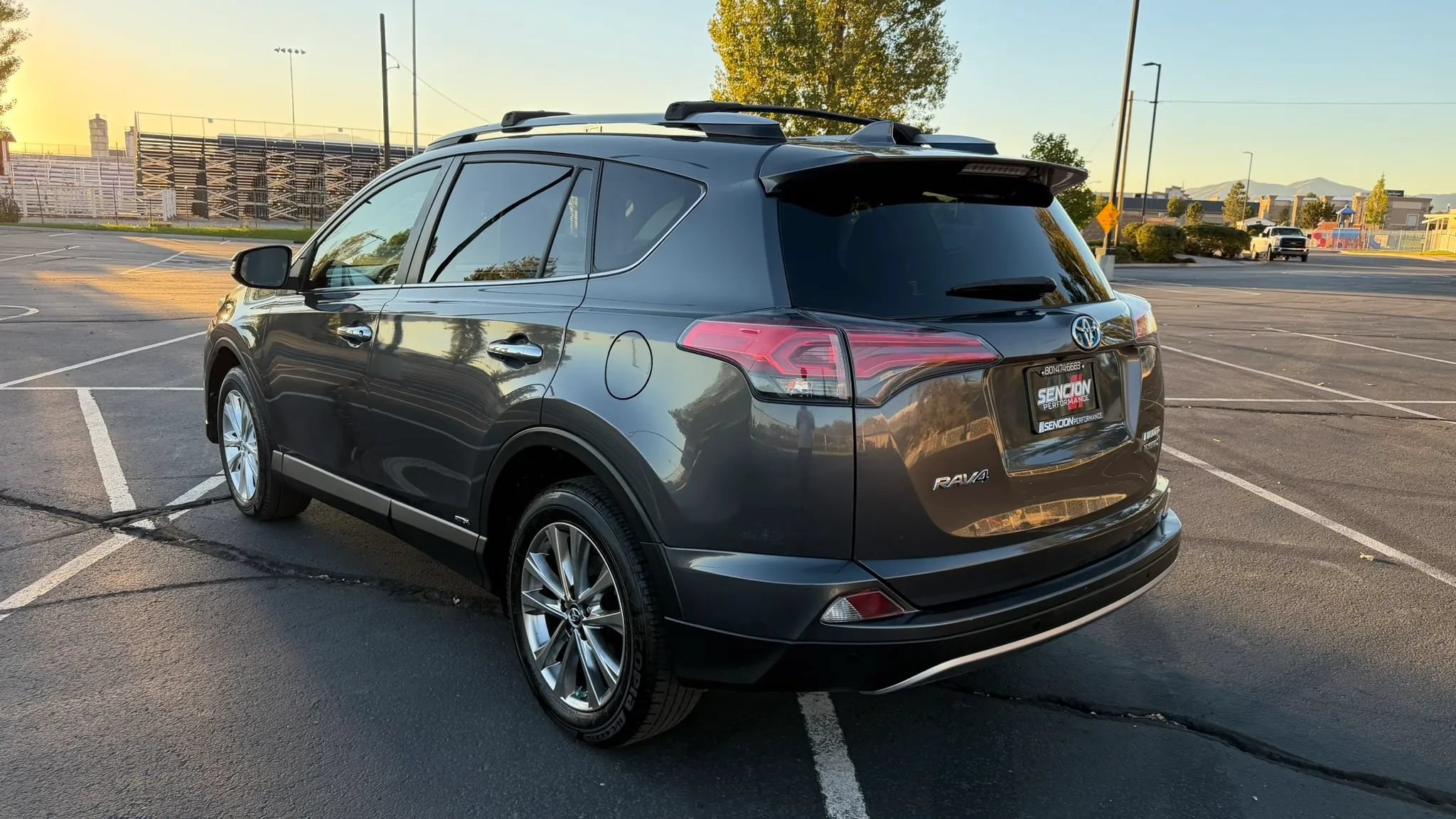 Used 2017 Toyota RAV4 Limited w/ Advanced Technology Package AWD/4WD image 6