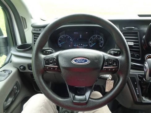 Used 2023 Ford Transit 250 Medium Roof RWD image 15