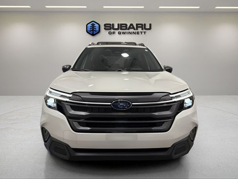 Used 2025 Subaru Forester Limited w/ Popular Package #1 AWD/4WD image 8
