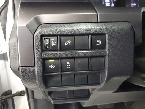 Used 2025 Toyota 4Runner SR5 RWD image 20
