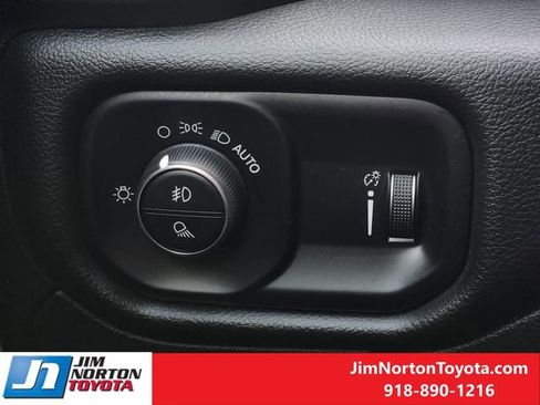 Used 2023 RAM 1500 Lone Star image 25