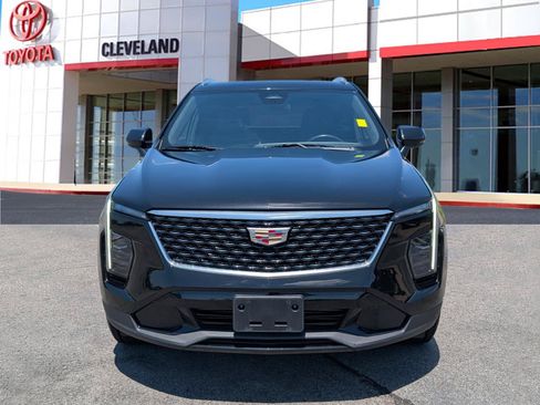 Used 2024 Cadillac XT4 Premium Luxury AWD/4WD image 3