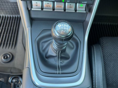 Used 2025 Toyota GR86 Premium w/ Performance Package image 26