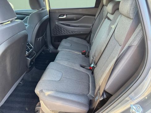 Used 2020 Hyundai Santa Fe SE FWD image 10