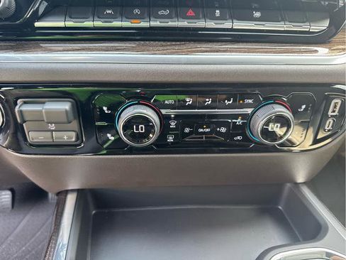 New 2025 Chevrolet Silverado 1500 LT w/ Leather Package image 34