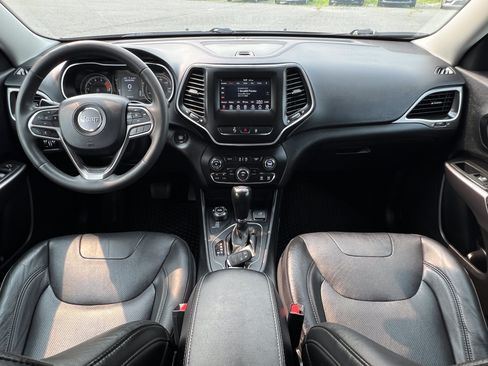 Used 2021 Jeep Cherokee Latitude Lux AWD/4WD image 28