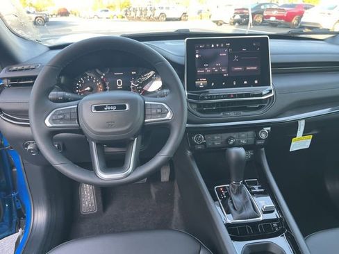 New 2026 Jeep Compass Latitude AWD/4WD image 16
