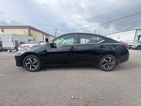 Used 2025 Nissan Sentra SV FWD image 6