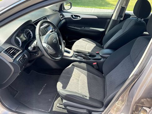 Used 2015 Nissan Sentra SV w/ Cold Weather Package FWD image 9
