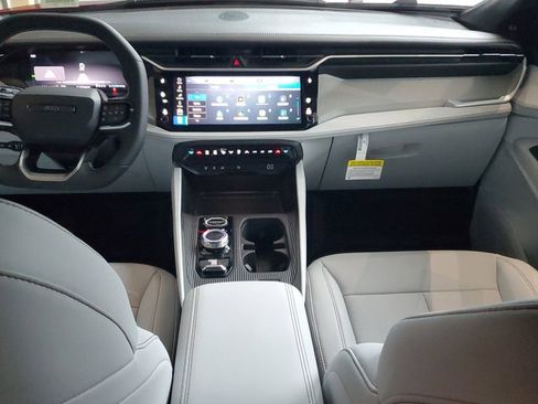 New 2026 Jeep Cherokee Limited image 13