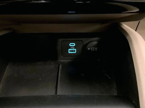 Used 2022 Ford Escape SE w/ Convenience Package image 31