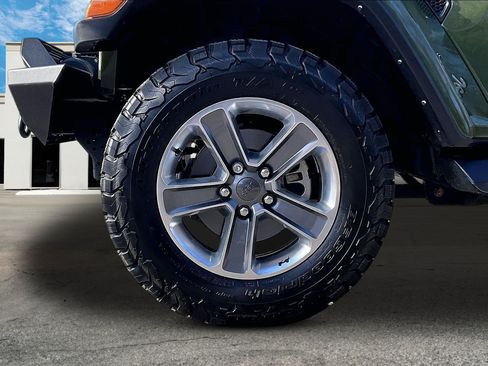 Certified 2022 Jeep Wrangler Unlimited Sahara w/ Cold Weather Group AWD/4WD image 8