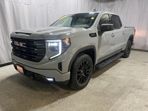 Used 2024 GMC Sierra 1500 Elevation w/ Preferred Package AWD/4WD image 2