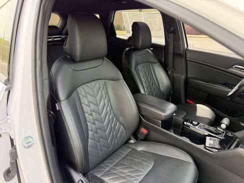 Used 2023 Kia Sportage X-Line AWD/4WD image 36