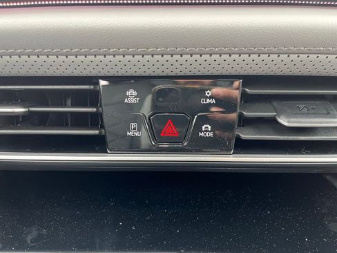 New 2026 Volkswagen Atlas Peak Edition AWD/4WD image 15
