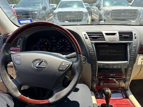 Used 2008 Lexus LS 460 RWD image 7