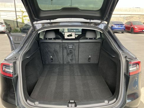Used 2023 Tesla Model Y Performance AWD/4WD image 17