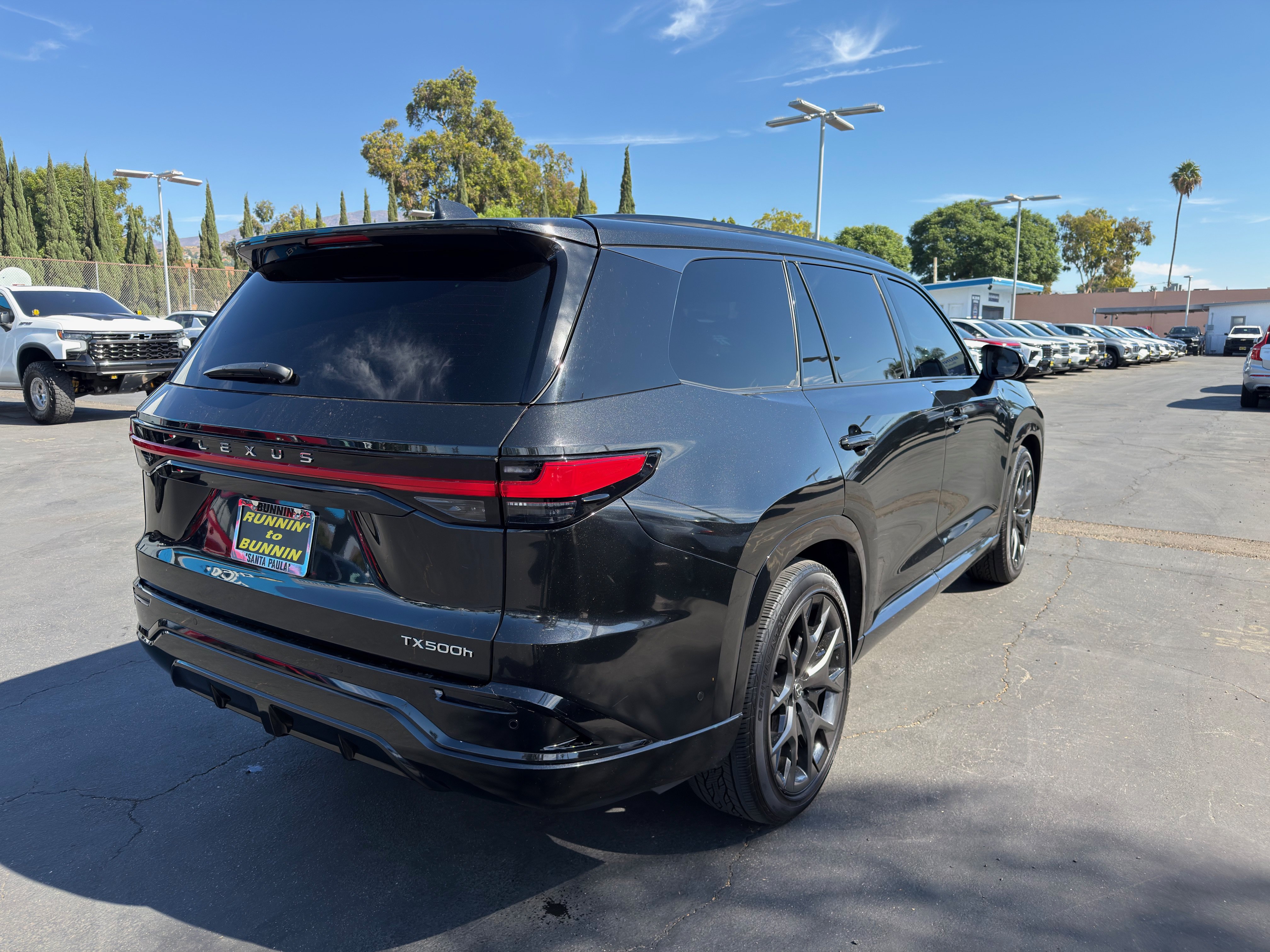 Used 2025 Lexus TX 500h AWD w/ Technology Package image 8