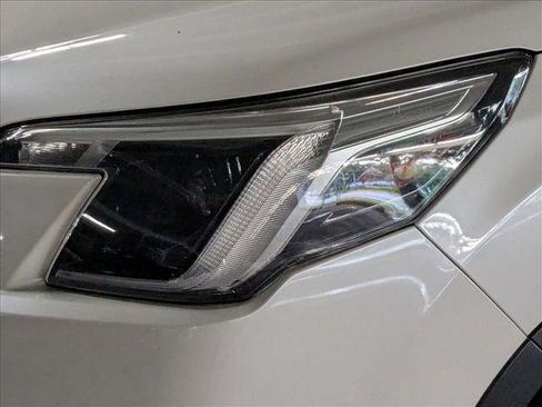 Used 2024 Subaru Forester Touring AWD/4WD image 9